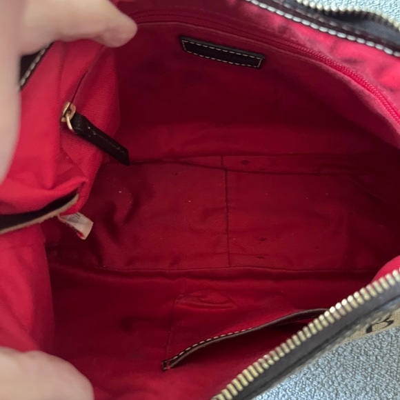 Authenticated DOONEY BOURKE HANDBAG with DB motif in Classic Canvass and Leather - Picture 4 of 7